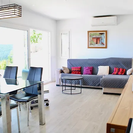 Holiday home Hauzify I Casa Vistamar