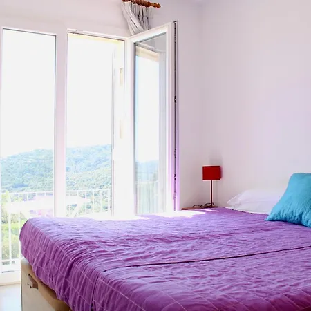 Holiday home Hauzify I Casa Vistamar